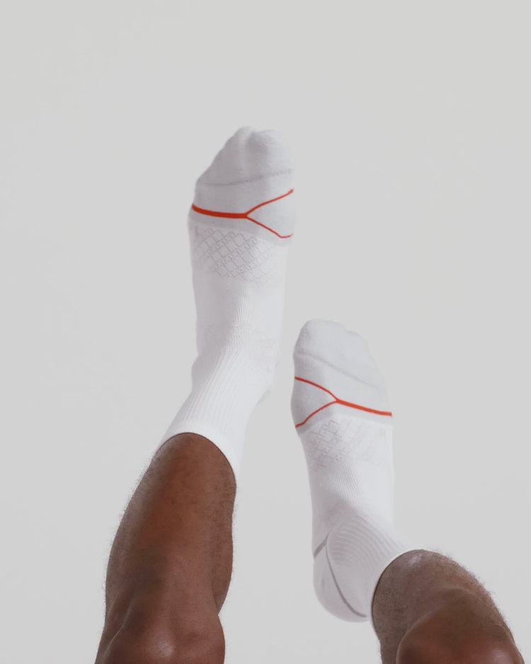 Video of Foot Hold Mid-Weight Crew Sock in White