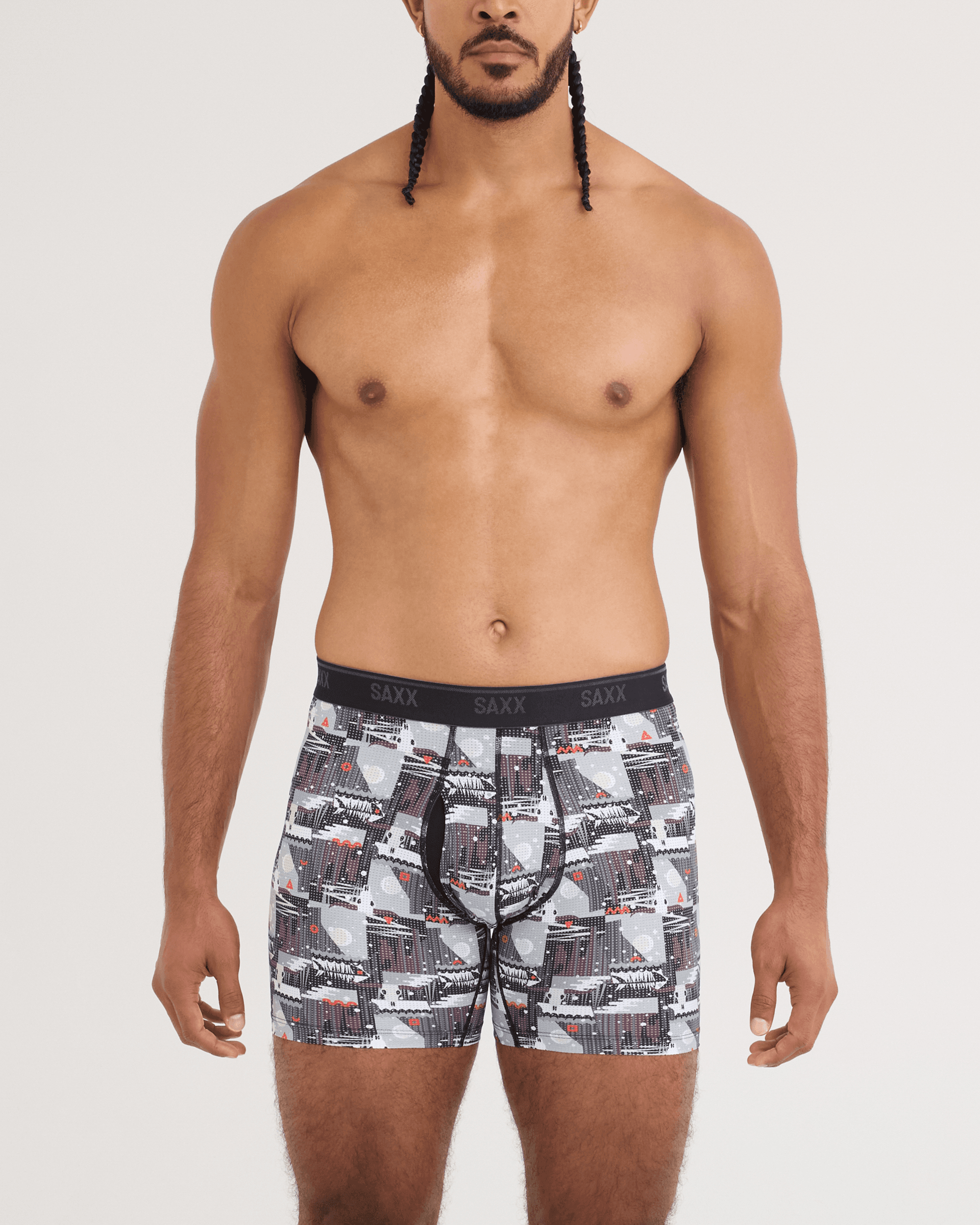 Front - Model wearing Quest Quick-Dry Mesh Boxer Brief in Winter Trek-Black