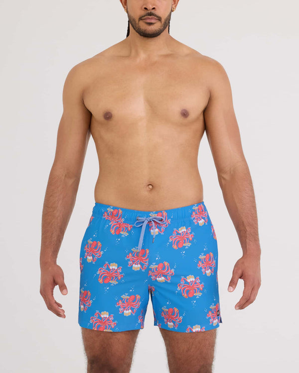 Front - Model wearing Oh Buoy 2N1 Volley 5" in Octopus Bartender-Blue