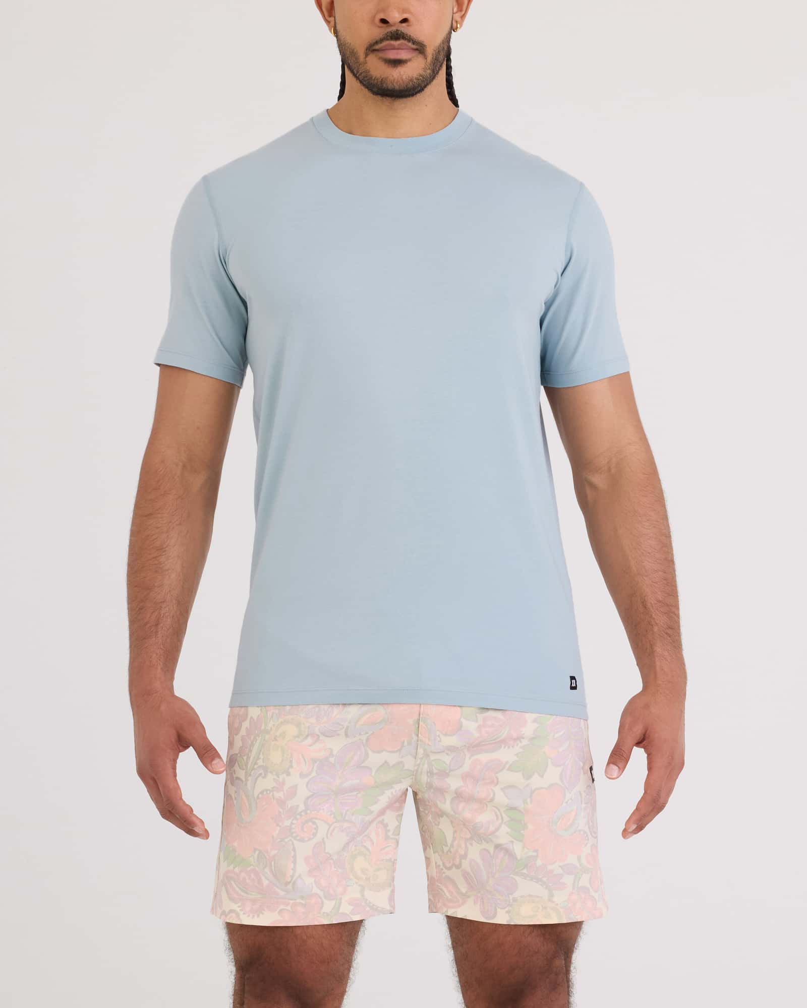 Front - Model wearing Droptemp Cooling Cotton Tee in Blue Fog