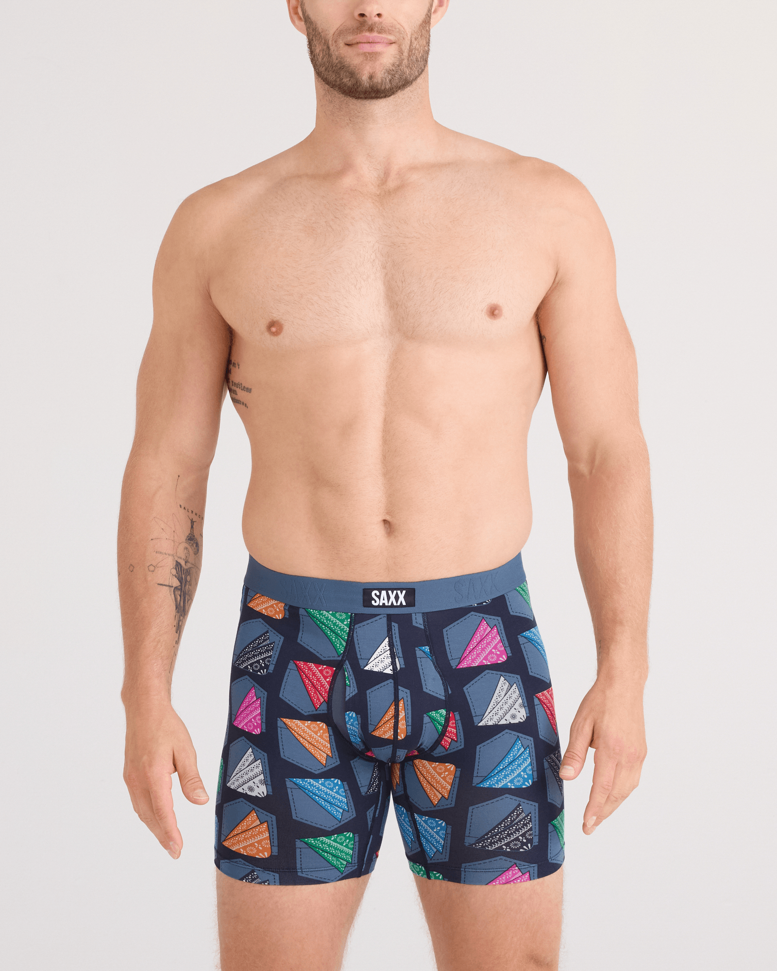 Front - Model wearing  Vibe Xtra Soft Comfort Boxer Brief Fly in Hankerchief-India Ink